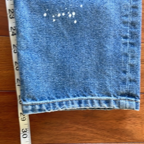 Cabi distressed boyfriend jeans - Picture 4 of 5